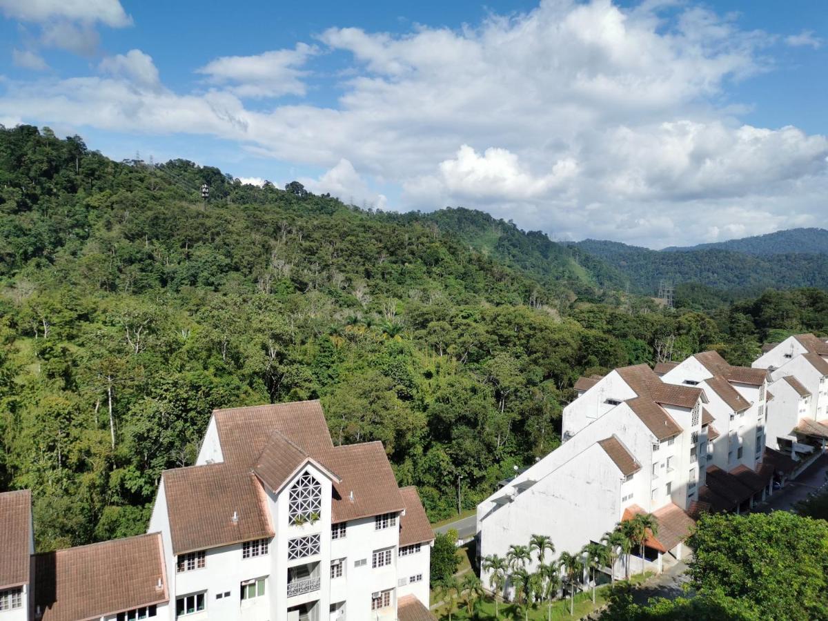 Selesa Hillhomes 1 At Bukit Tinggi Bentong Kültér fotó