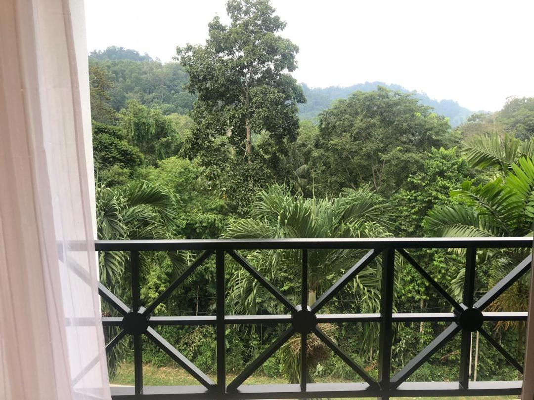 Selesa Hillhomes 1 At Bukit Tinggi Bentong Kültér fotó